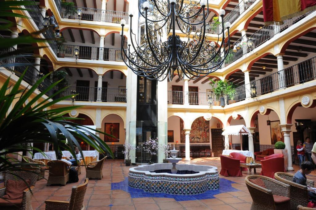 רוסט 4-Sterne Erlebnishotel El Andaluz, Europa-Park Freizeitpark & Erlebnis-Resort מראה חיצוני תמונה