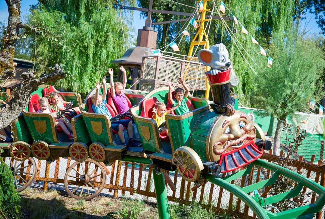 רוסט 4-Sterne Erlebnishotel El Andaluz, Europa-Park Freizeitpark & Erlebnis-Resort מראה חיצוני תמונה